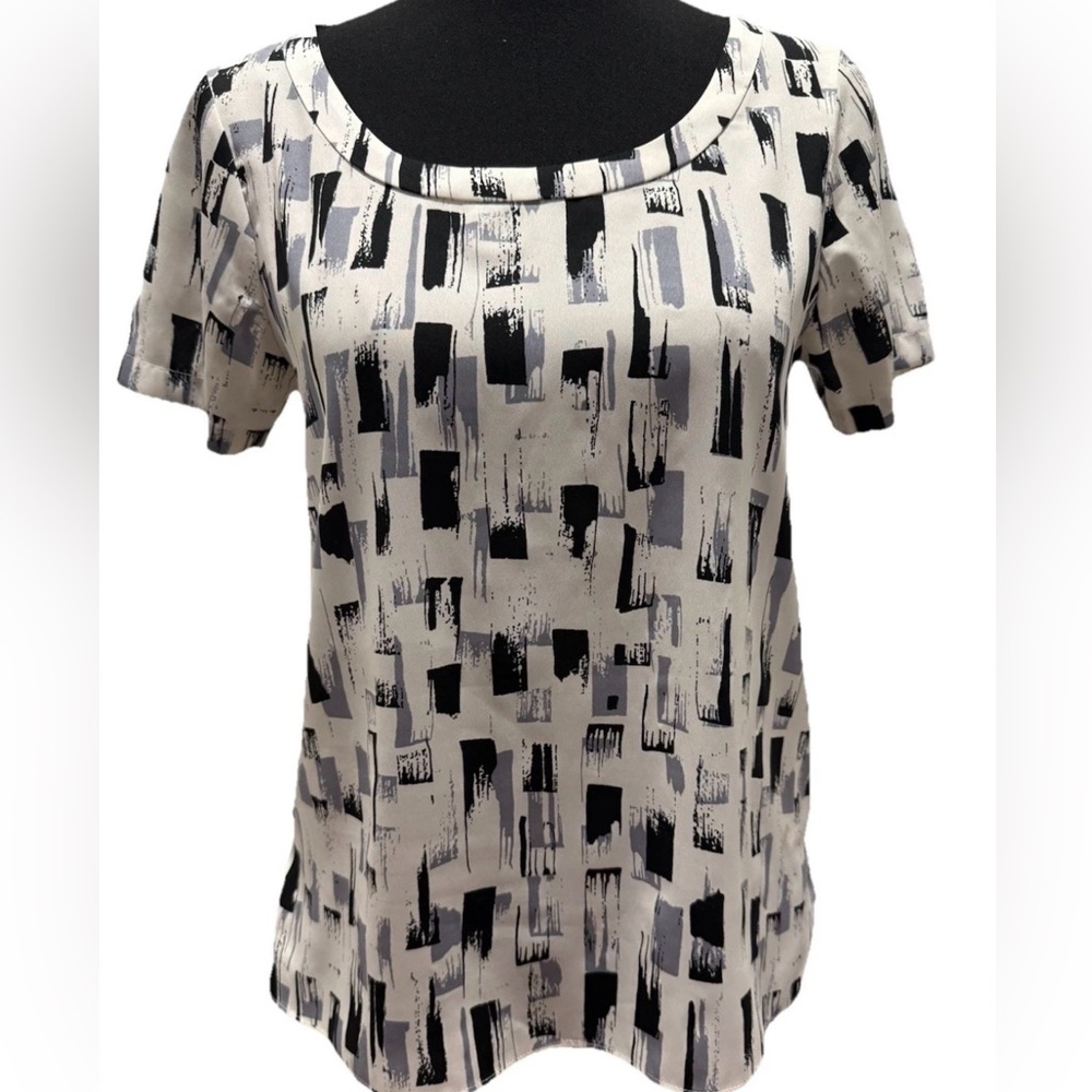 Banana Republic Women's Short Sleeve Black/Gray/White Printed Blouse, Size XS
